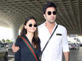 ​#ETimesSnapped: From Alia Bhatt-Ranbir Kapoor to Kiara Advani, paparazzi pictures of your favourite celebs​