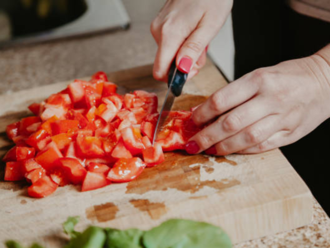 As Tomato Price Soars, Here are Healthy Ways to Store It For a Long Time | Fortune Post Healthcare