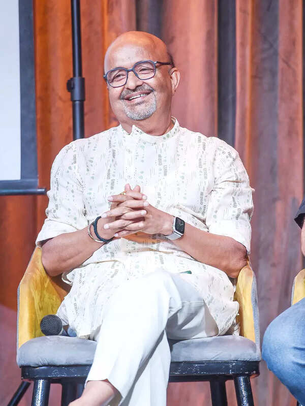 Sameer Anjaan Pictures