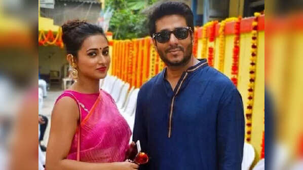 Raj Chakraborty-Mimi Chakraborty