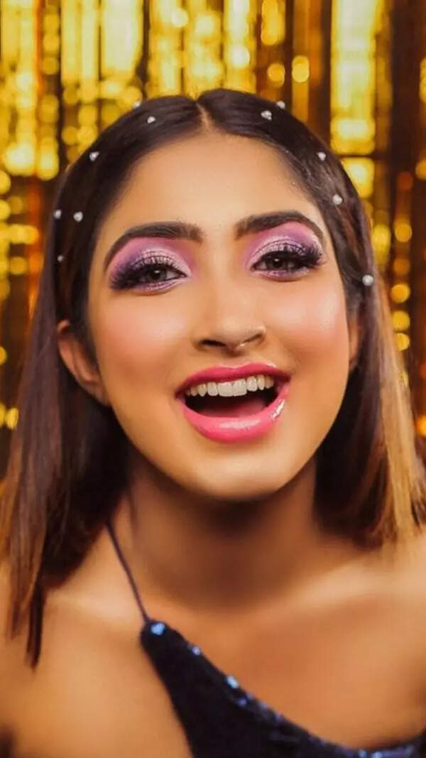 Saanya Iyer Pictures