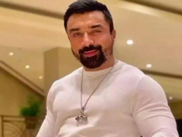 Ajaz Khan