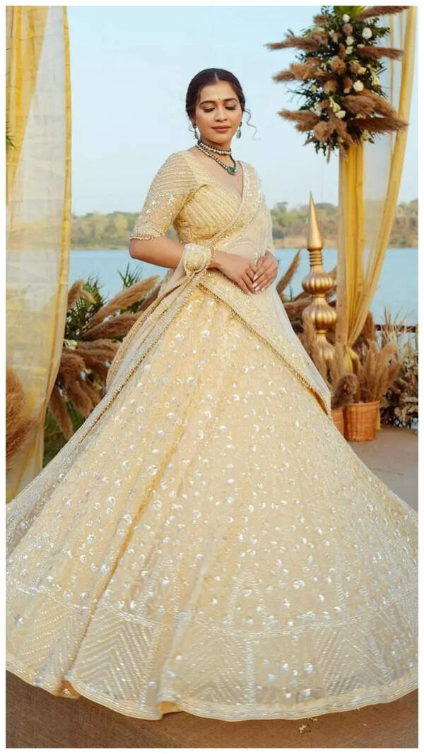 Jahnvi Chauhan Photos