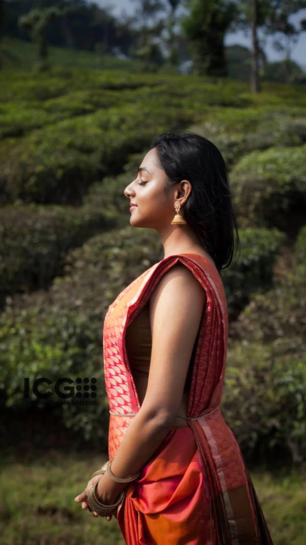 Santhy Balachandran Wallpapers