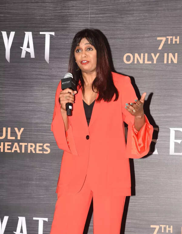Anu Menon Images