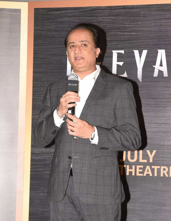 Vikram Malhotra Images