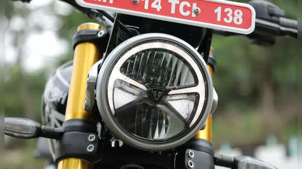 Triumph Street 400: All-LED lighting