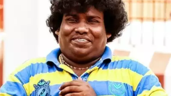 Yogi Babu Wallpapers