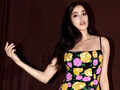 ​Janhvi Kapoor oozes chic vibes in a floral bodycon dress​