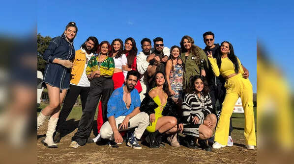 Contestants list