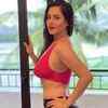 Article image for: <i class="tbold">Puja Banerjee</i> turns tipsy heroine in her new rainy-day video