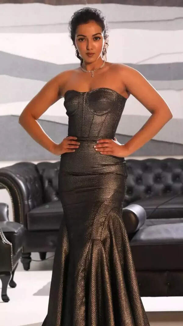 Catherine Tresa Pictures