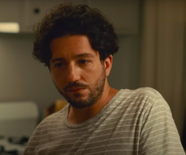 John Magaro Images