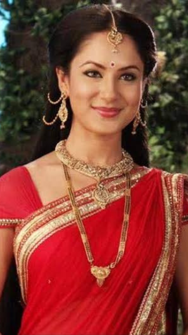 Puja Banerjee Images