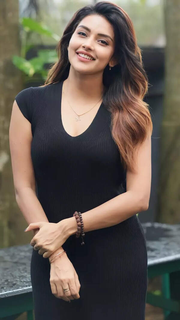 Mahima Nambiar Stills