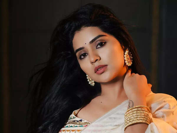 Megha Shetty Pictures