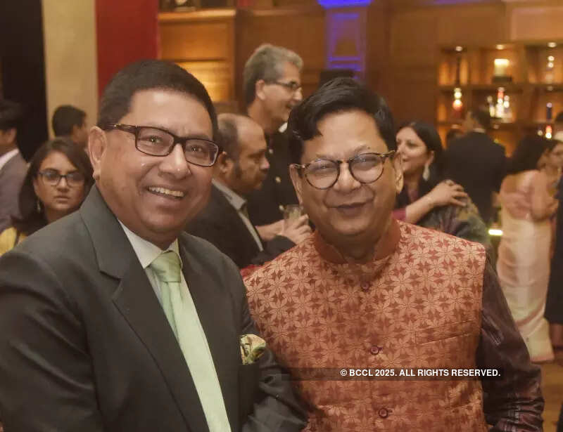 Kolkata soaks in the colour of France