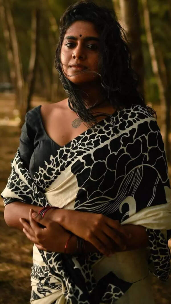 Nimisha Sajayan Wallpapers
