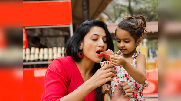 Does ice cream really cools your body?