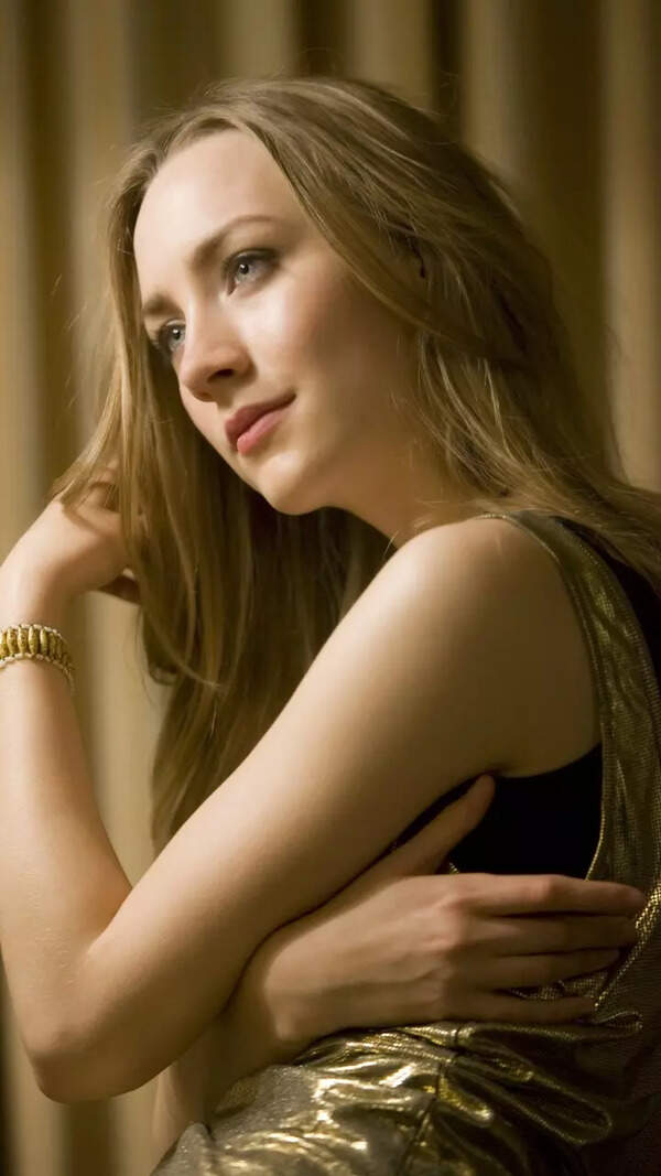Saoirse Ronan Pictures
