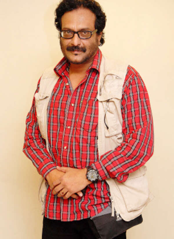 Milind Gunaji Stills