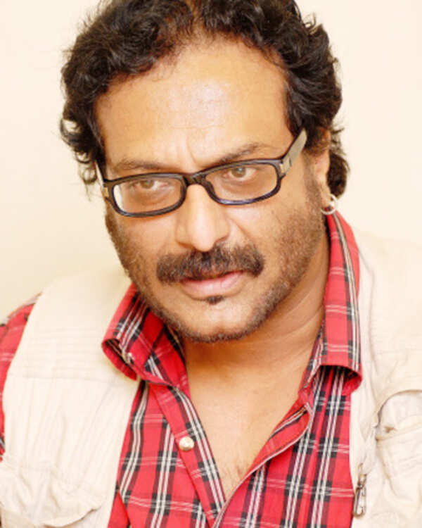 Milind Gunaji Pictures