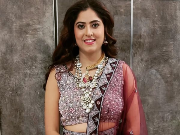 Monika T Stills