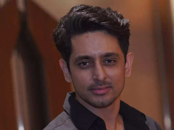 Mainak Banerjee Pictures