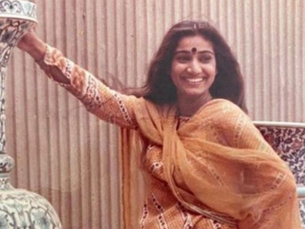 Seema Pahwa Wallpapers
