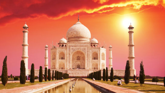 Taj Mahal becomes world's most Instagrammed site!