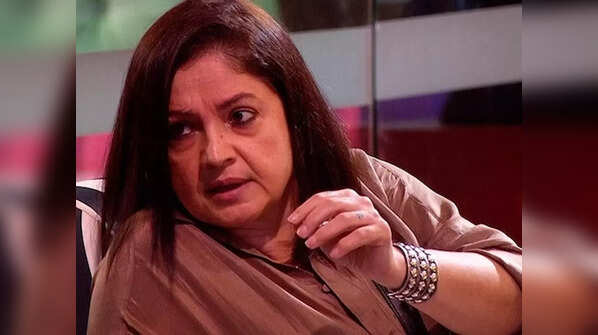 Pooja Bhatt on rumours of having a phone inside and show being biased towards her