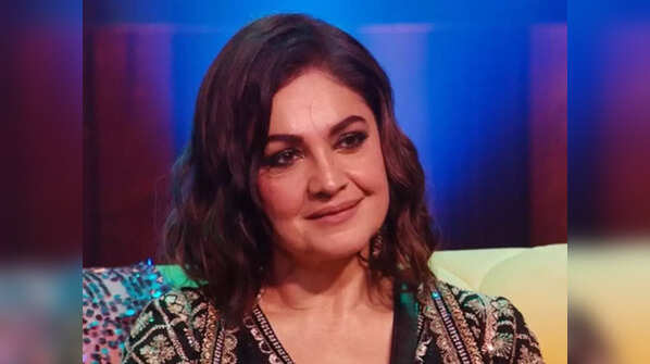Exclusive - Bigg Boss OTT 2 finalist Pooja Bhatt on rumours of having a phone inside and show being biased towards her: It's bullsh**