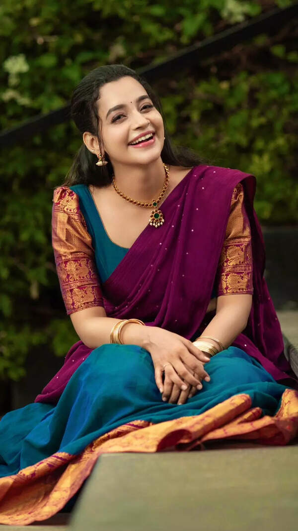 Abarnathi Pictures