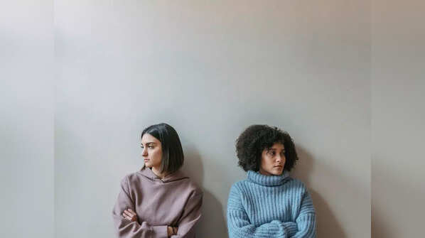 Gradual detachment