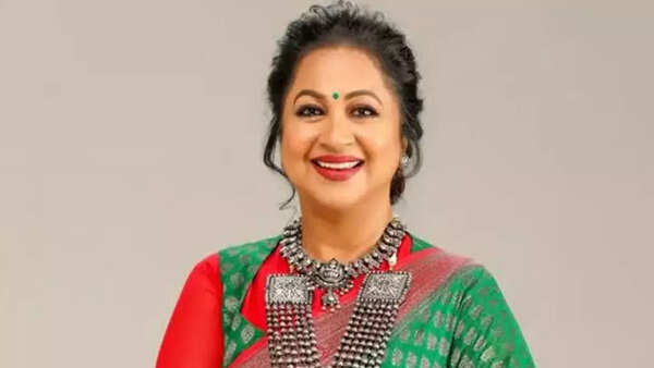 Raadhika Sarathkumar Images