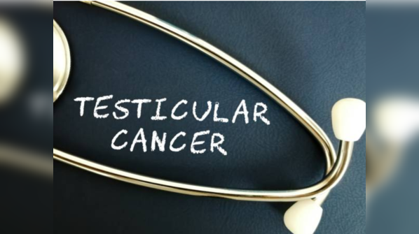 What are the signs of testicular cancer?