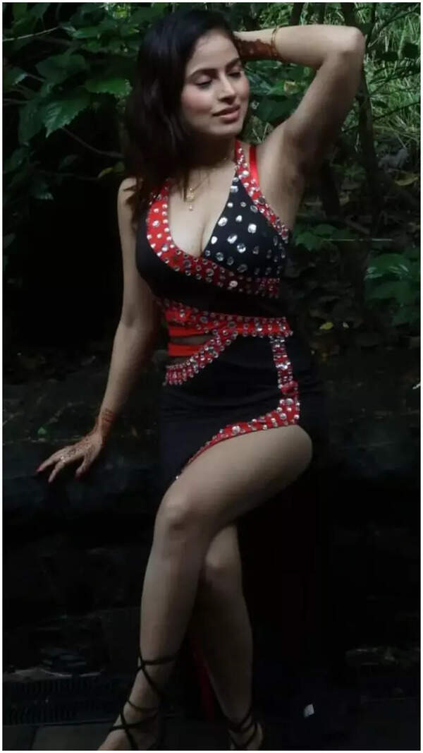 Ayushi Tiwari Stills