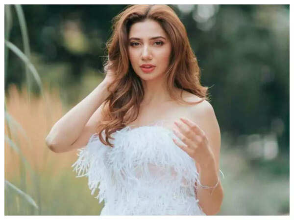 Mahira Khan Photos