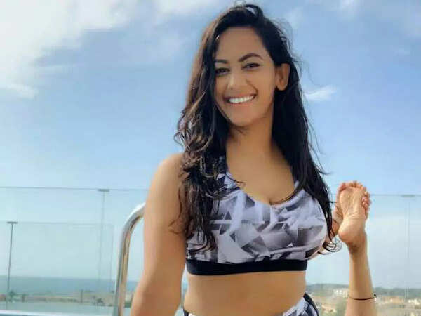 Sanjana Singh Stills