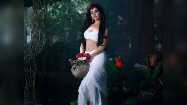 <strong>Diverse Roles: From 'Yashoda' to 'Shaakuntalam'</strong>