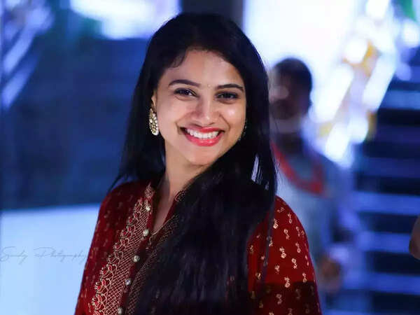 Kavitha Gowda Photos