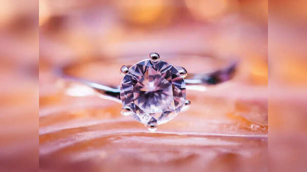 Rules for wearing diamonds