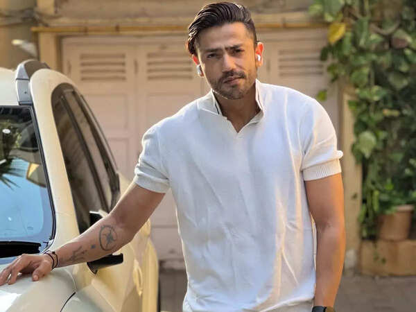 Romil Chaudhary Images