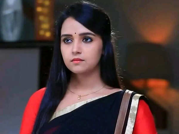 Nisha Ravikrishnan Pictures