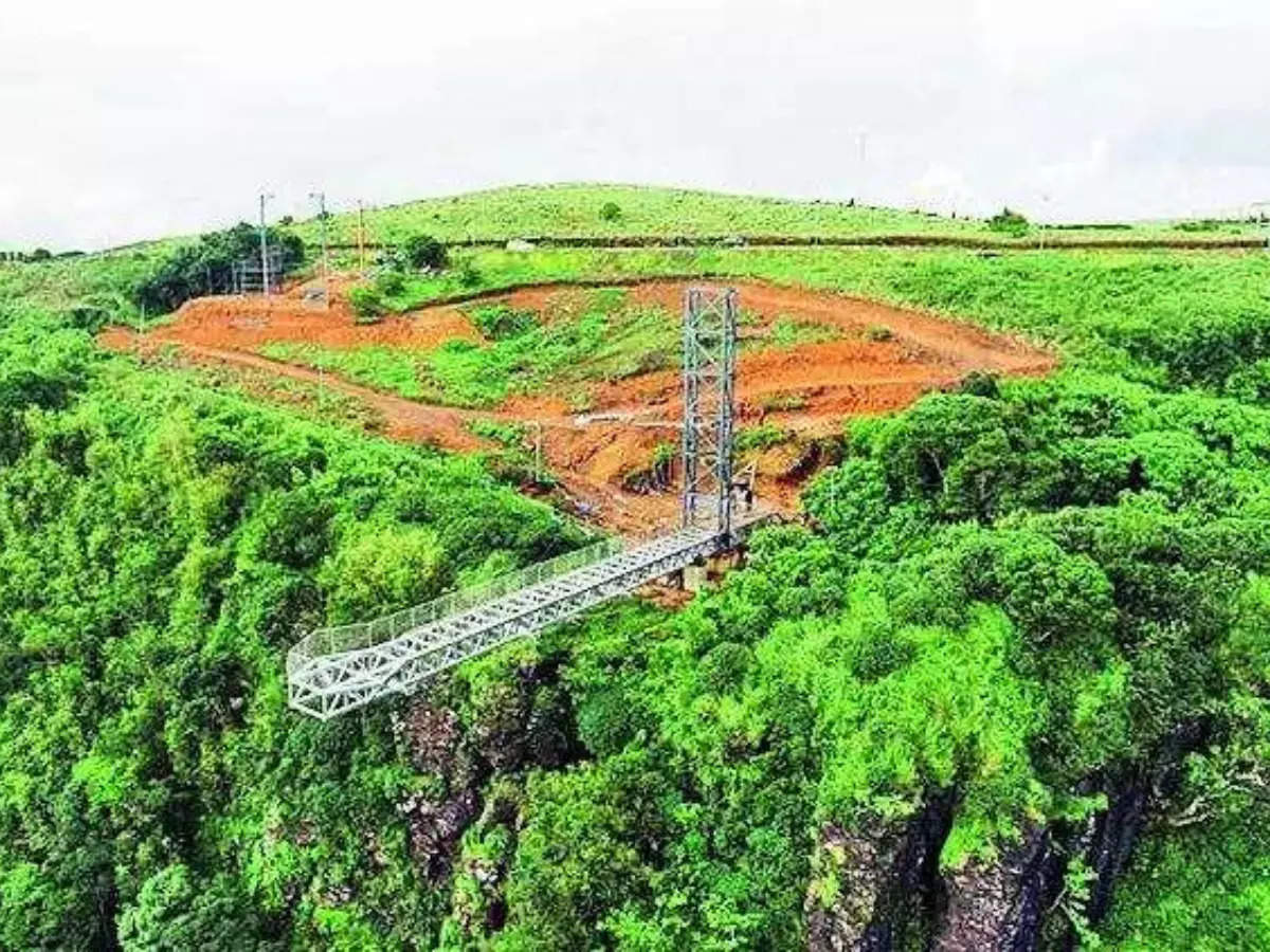 India gets its longest glass bridge in Vagamon, Kerala!, Kerala - Times of  India Travel | Times of India Travel