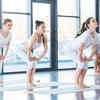 What are some common mistakes to avoid while doing this yoga asana?