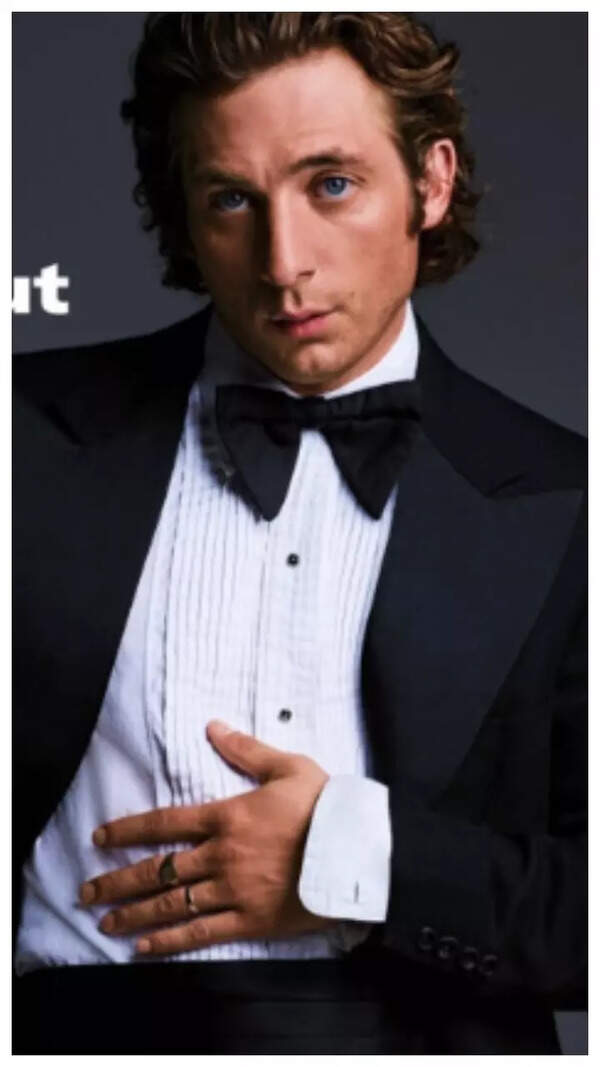 Jeremy Allen White Images