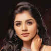 Article image for: Breathtakingly beautiful looks of Paavam Ganesan actress <i class="tbold">suveta shrimpton</i>
