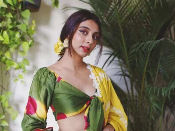Dolly Singh Wallpapers