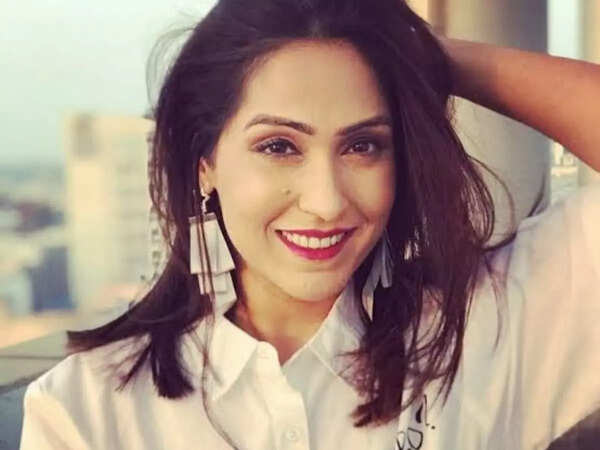 Shibani Bedi Images